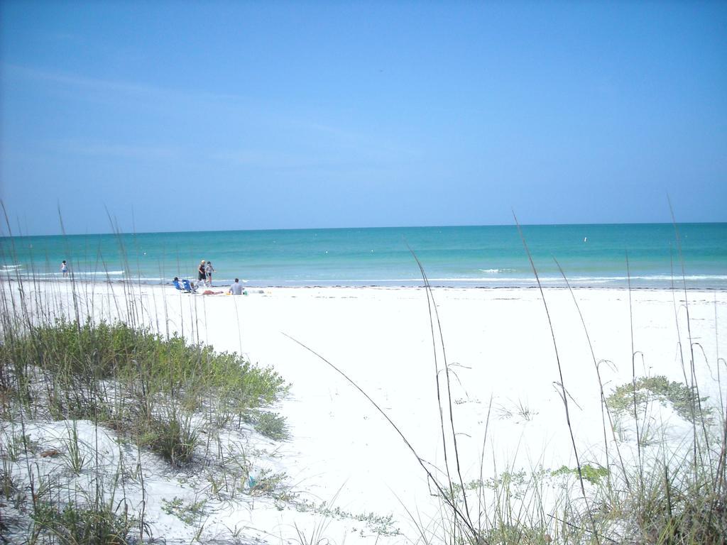 Boca Ciega Bay Apartment St. Pete Beach Exterior foto